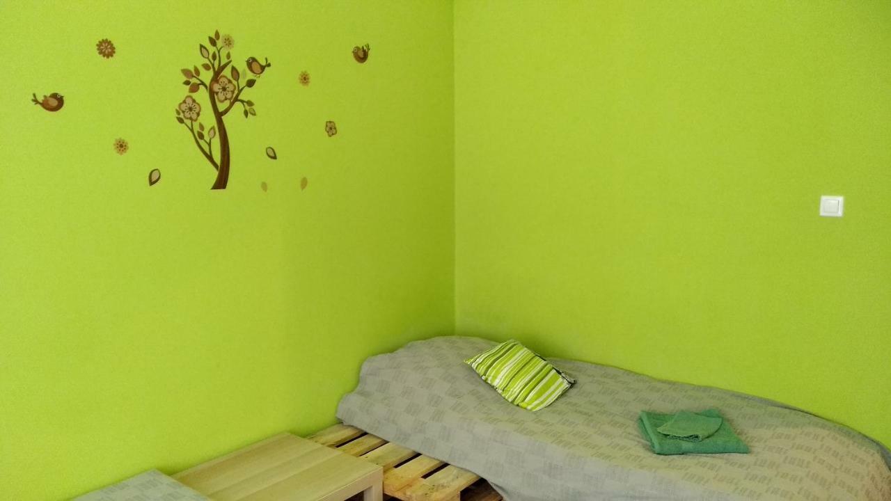 Gesztenyes Apartman Miskolc Exterior foto